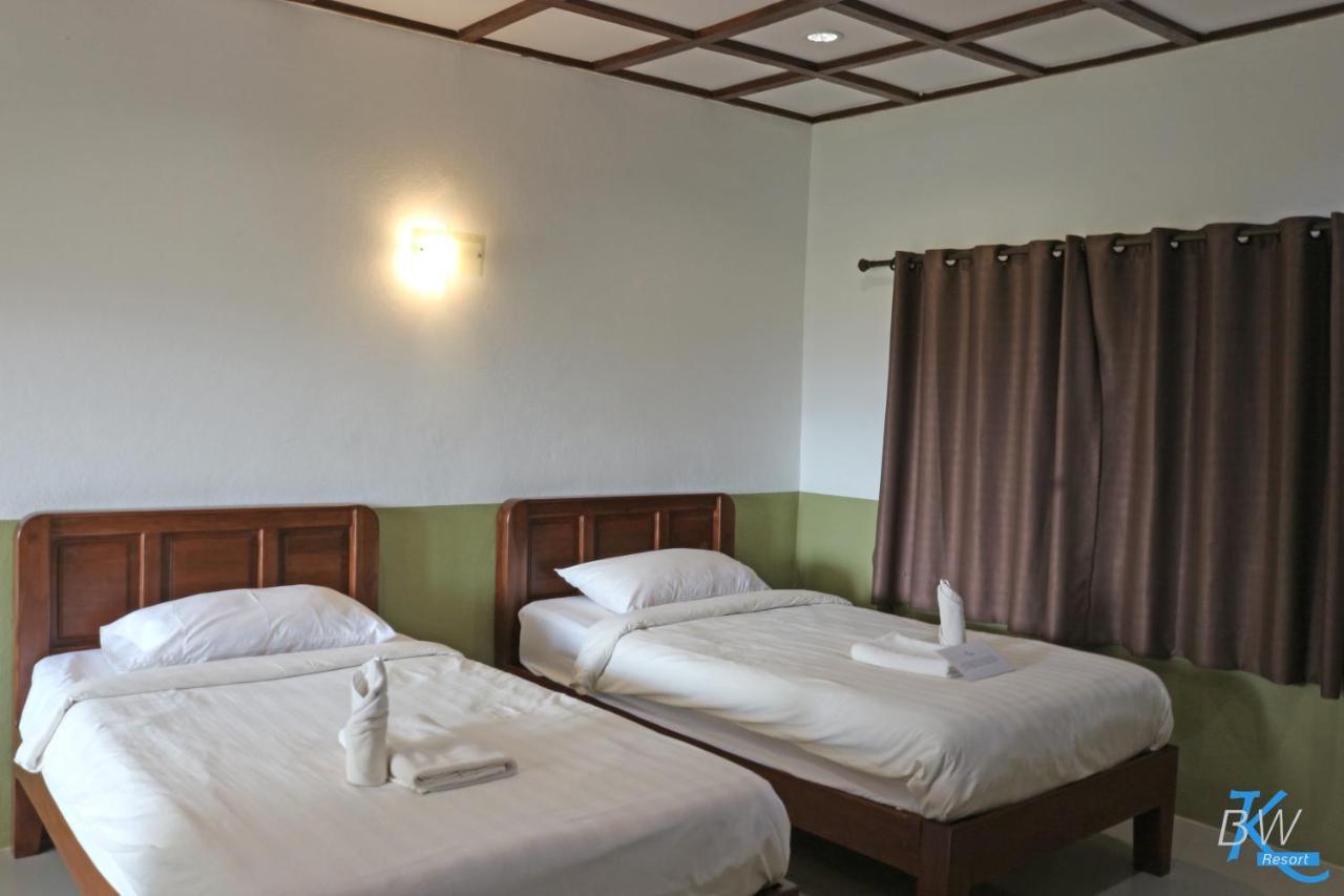 Baan Khue Wieng Resort Mae Sariang Exterior photo